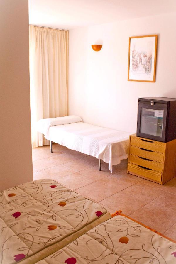 Fonda Palmeras Guest house Font de sa Cala